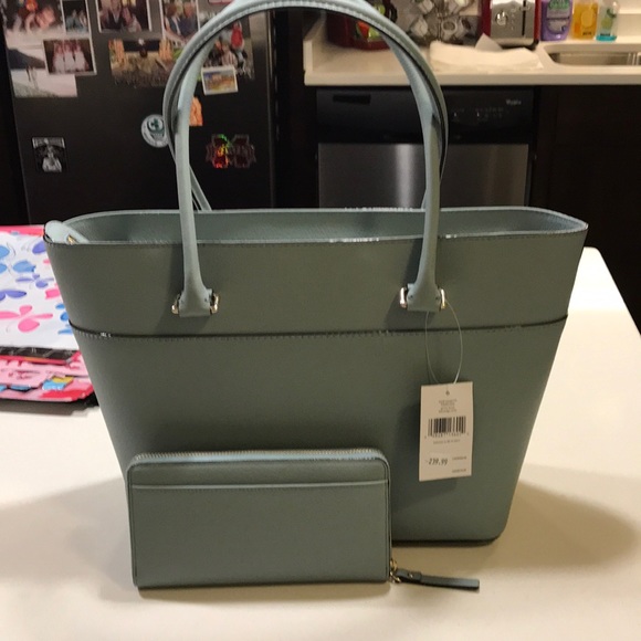 Kate Spade Tote/Wallet Bundle!! Brand New!! - Picture 5 of 8